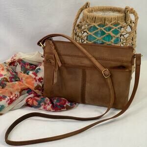 Born Genuine Leather‎ Fully Lined Adjustable Crossbody Distressed Brown Purse